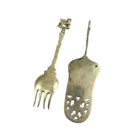 Vintage Ornate Brass Cake Server & Fork Set With Intricate Dutch Village Scene D - Picture 5 of 10